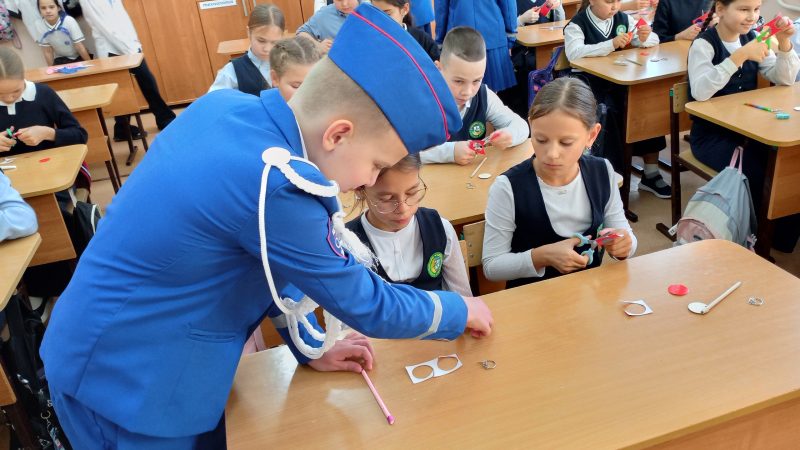 Уроки безопасности: отряд ЮИД провёл занятия по ПДД для учеников 3 и 4 классов