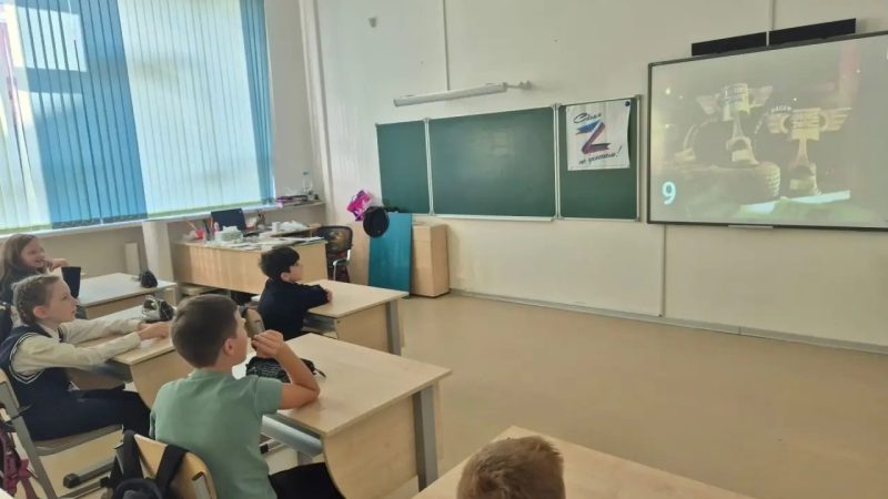 «Орлёнок — Эрудит»: в 4 «В» классе Тучковской СОШ № 1 прошло интеллектуальное занятие