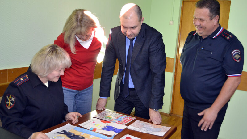Рузские полицейские назвали победителей конкурса «Мои родители работают в полиции»
